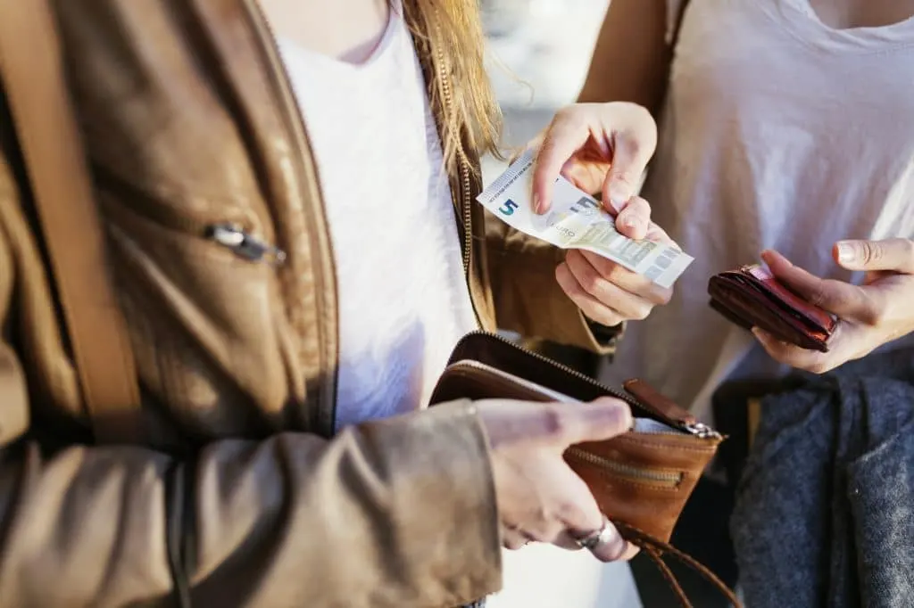 Utiliser 5euros.com : avantages et raisons